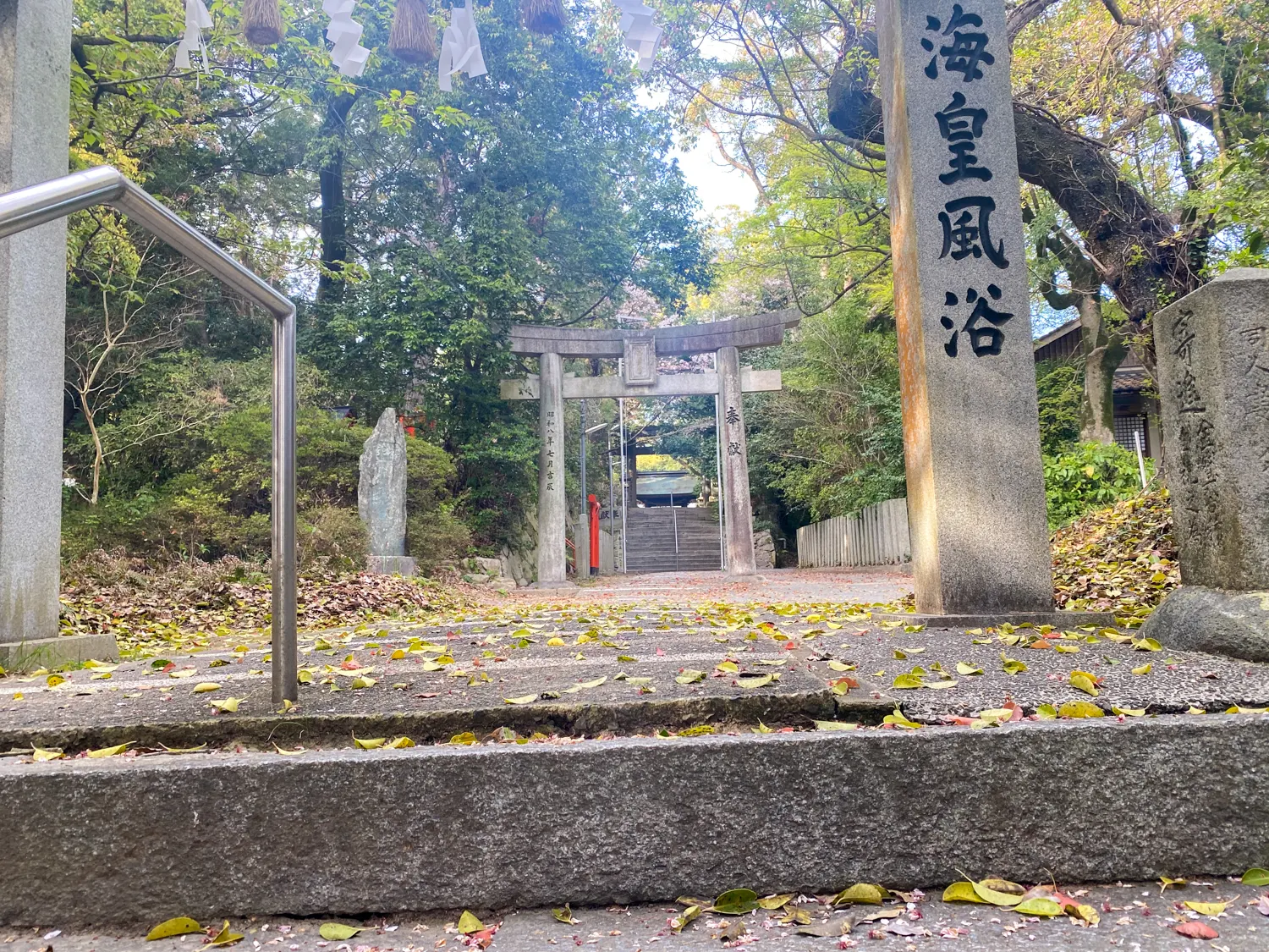 桜と神社で運気アップ 筑紫神社3