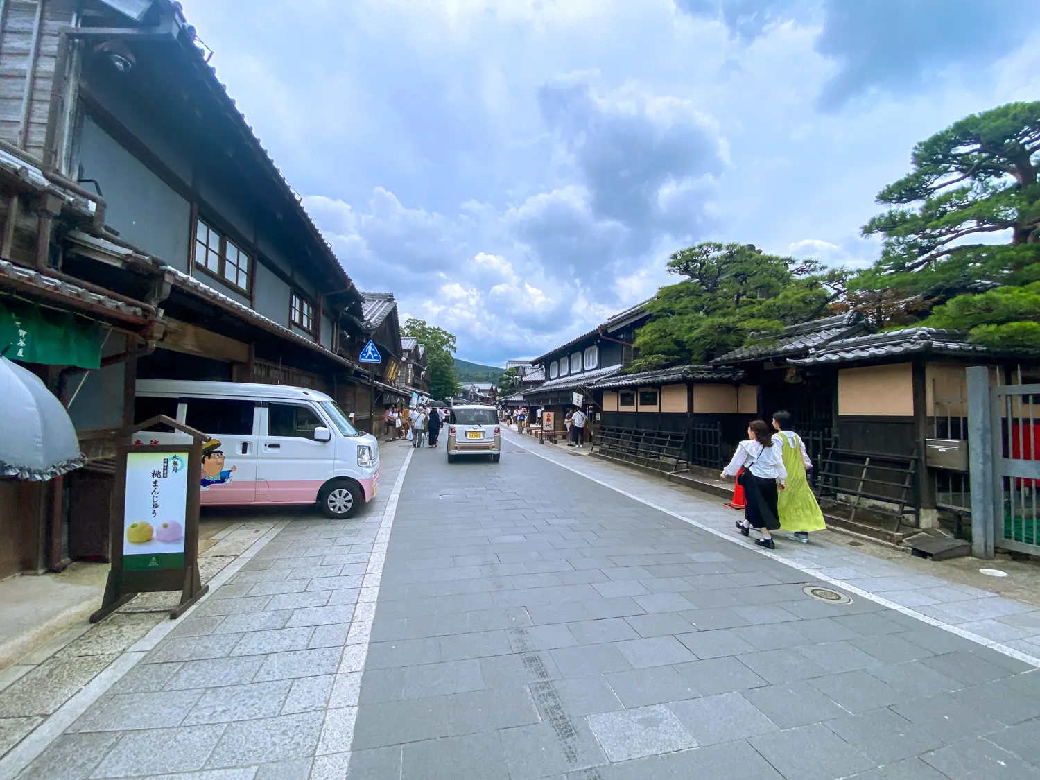 日本一賑わう参道（おかげ横丁） 伊勢神宮内宮65