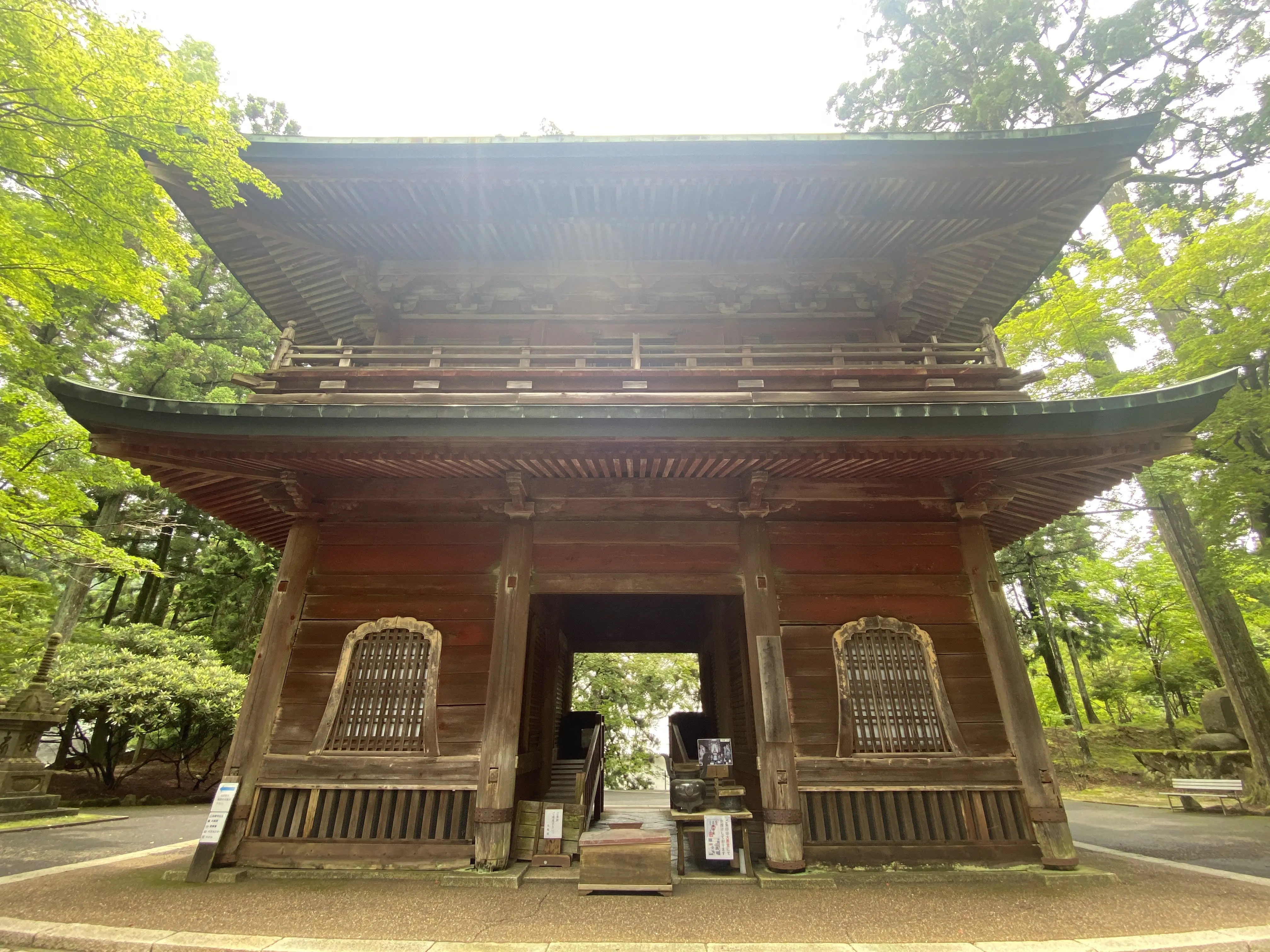 心が洗われる場所 比叡山延暦寺「文殊楼」