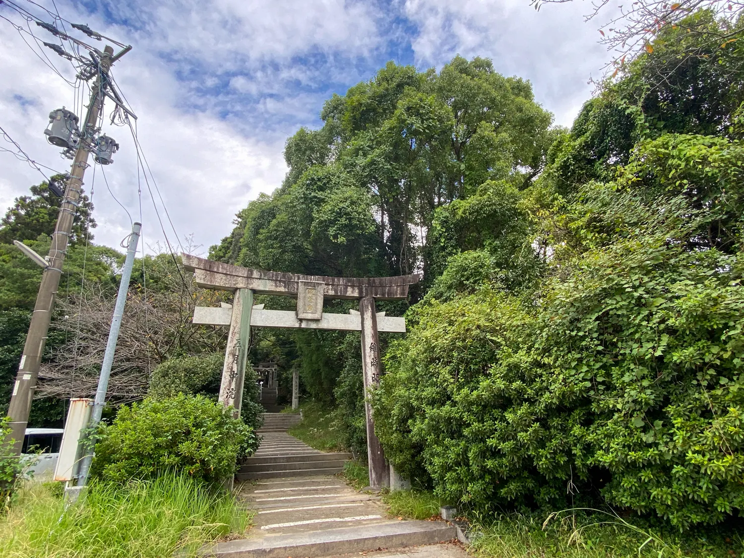 秋の筑紫野で行きたい筑紫神社1