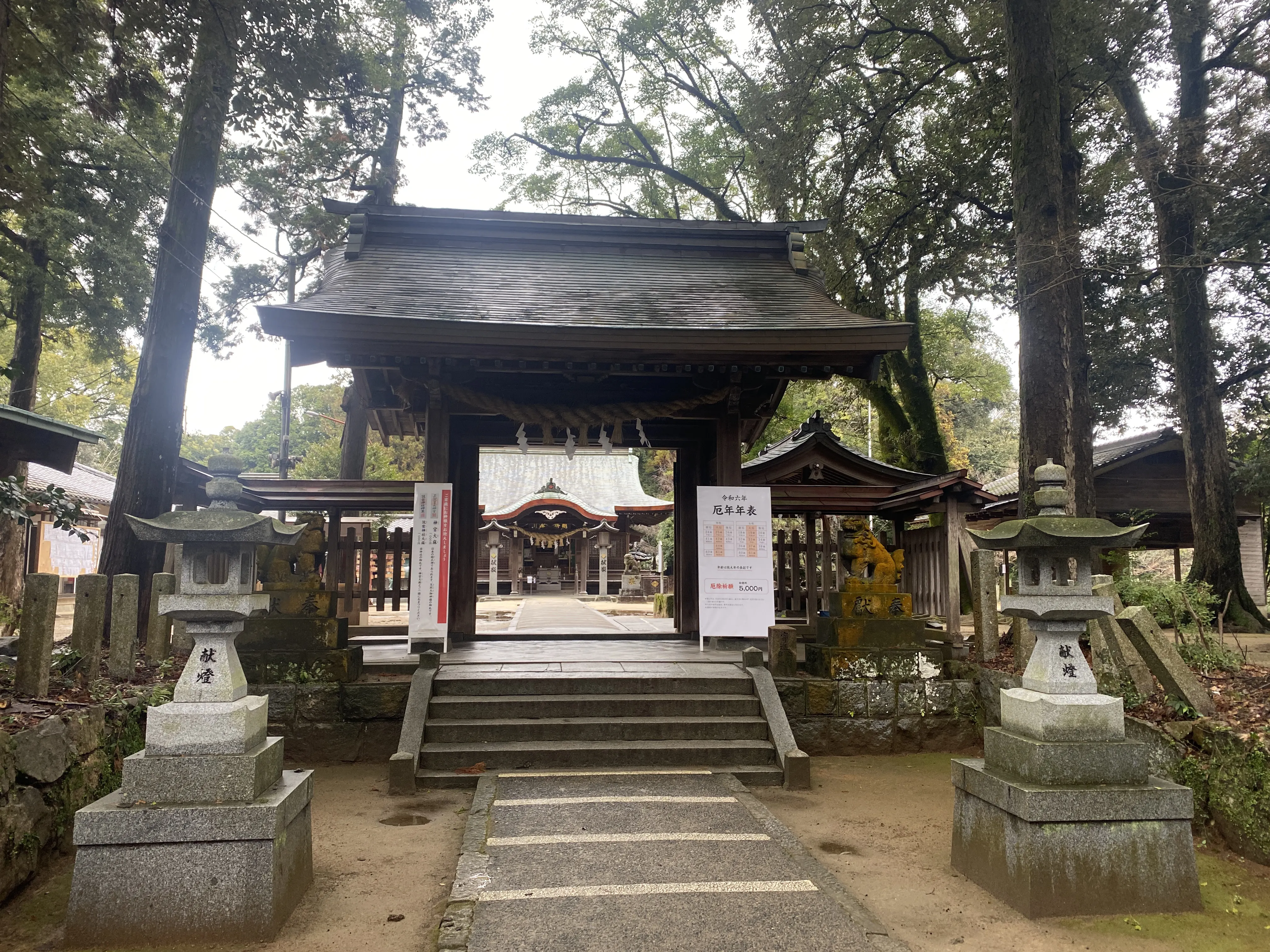 寒さが残る筑紫神社への参拝3